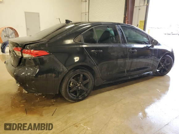 2021 Toyota Corolla L with VIN 5YFDPMAE0MP198136, listed as a Copart auction lot 89104375 with 62,729 mi miles and Clean Title. Bid and sale history available at DreamBid. Image 3.