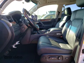2021 Lexus LX 570 z VIN JTJDY7AX2M4338445, wystawiony jako Copart lot #37896074 z przebiegiem 78 254 mil mil oraz . Historia ofert i sprzedaży dostępna na DreamBid. Obrazek 7.
