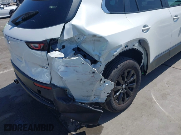 2024 Mazda CX-50 S Select with VIN 7MMVABAM6RN215530, listed as a IAAI auction lot 42250974 with 9,940 mi miles and . Bid and sale history available at DreamBid. Image 6.