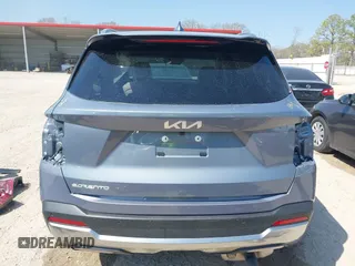 2025 Kia Sorento EX z VIN 5XYRH4JF9SG325771, wystawiony jako IAAI lot #41750566 z przebiegiem 2 834 mil mil oraz . Historia ofert i sprzedaży dostępna na DreamBid. Obrazek 17.