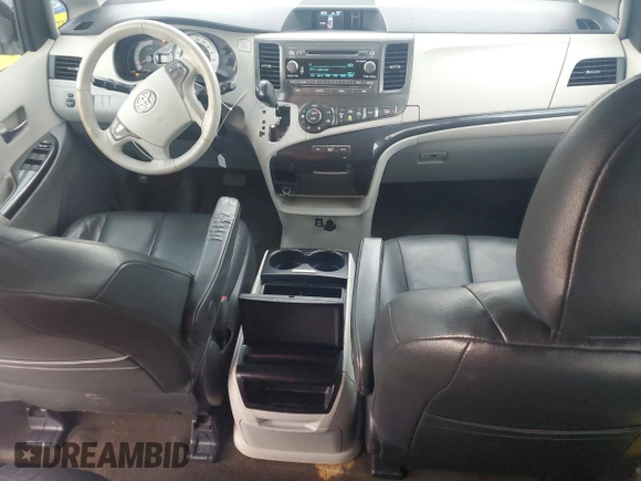 2013 Toyota Sienna SE with VIN 5TDXK3DC5DS332680, listed as a Copart auction lot 62996265 with 185,332 mi miles and Clean title. Bid and sale history available at DreamBid. Image 8.