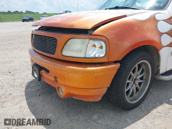 1998 Ford F-150 с VIN 1FTZF172XWKB68955, выставлен на аукционе IAAI как лот 42586926 с пробегом 193 516 миль миль и . История ставок и продаж доступна на DreamBid. Изображение 6.
