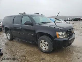 2010 Chevrolet Suburban LS with VIN 1GNUKHE37AR202562, listed as a Copart auction lot 47795755 with 445,593 mi miles and Clean Title. Bid and sale history available at carsss.com. Image 4.