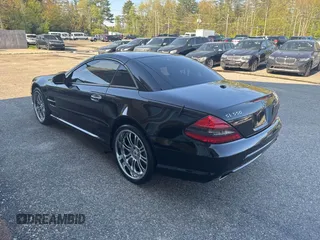 2009 Mercedes-Benz SL 550 z VIN WDBSK71F69F148290, wystawiony jako IAAI lot #42238570 z przebiegiem 161 833 mil mil oraz . Historia ofert i sprzedaży dostępna na DreamBid. Obrazek 3.