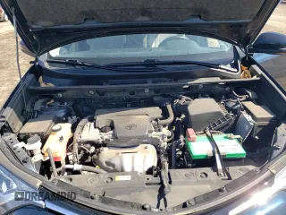 2018 Toyota RAV4 XLE with VIN JTMRFREV5JJ747135, listed as a Copart auction lot 50868015 with 63,403 mi miles and Salvage Title. Bid and sale history available at carsss.com. Image 12.
