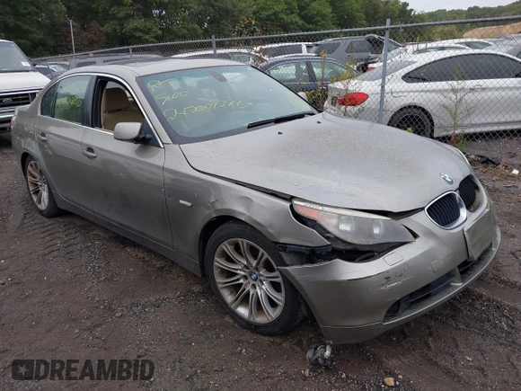 2004 BMW 5 Series 525i with VIN WBANA53544B854424, listed as a IAAI auction lot 40437905 with 999,999 mi miles. Bid and sale history available at carsss.com. Image 1.