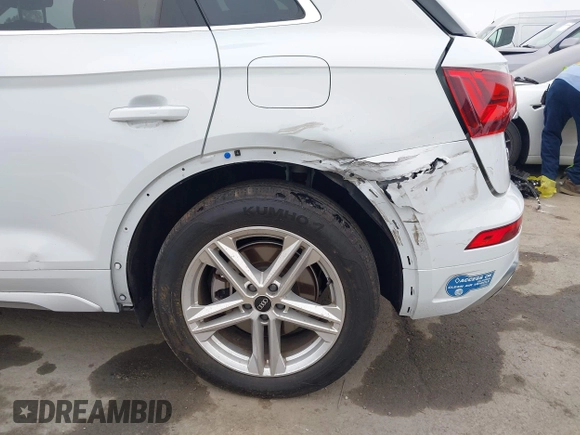 2021 Audi Q5 Premium Plus z VIN WA1E2AFY5M2071265, wystawiony jako IAAI lot #42348388 z przebiegiem 25 924 mil mil oraz . Historia ofert i sprzedaży dostępna na DreamBid. Obrazek 20.