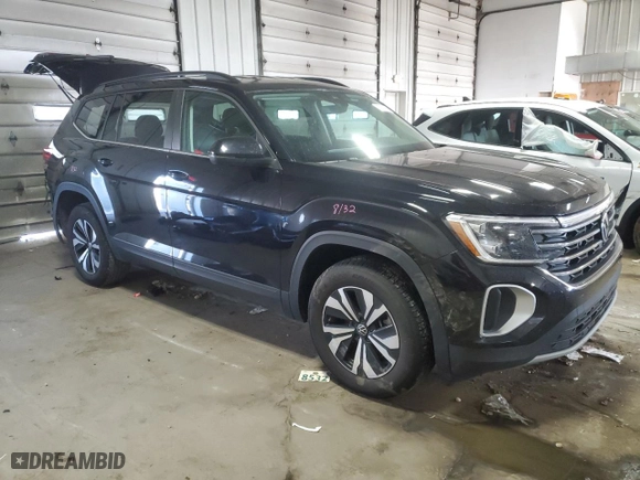 2024 Volkswagen Atlas 2.0T SE with VIN 1V2LR2CA9RC584430, listed as a Copart auction lot 87086034 with 6,134 mi miles and Salvage Title. Bid and sale history available at carsss.com. Image 4.