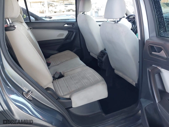 2022 Volkswagen Tiguan S with VIN 3VV1B7AX8NM146414, listed as a IAAI auction lot 41773162 with 115,193 mi miles. Bid and sale history available at carsss.com. Image 8.