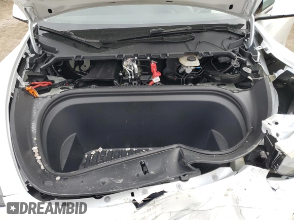 2025 Tesla Model Y Long Range with VIN 7SAYGDED1SF248427, listed as a Copart auction lot 43988825 with 1,891 mi miles and Salvage Title. Bid and sale history available at DreamBid. Image 12.