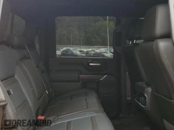 2021 GMC Sierra 3500HD Denali z VIN 1GT49WEY3MF113372, wystawiony jako Copart lot #74920824 z przebiegiem 26 900 mil mil oraz Szkoda całkowita • Salvage title. Historia ofert i sprzedaży dostępna na DreamBid. Obrazek 10.