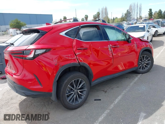2024 Lexus NX 350h Premium z VIN 2T2GKCEZ7RC025509, wystawiony jako IAAI lot #41998061 z przebiegiem 29 737 mil mil oraz . Historia ofert i sprzedaży dostępna na DreamBid. Obrazek 4.