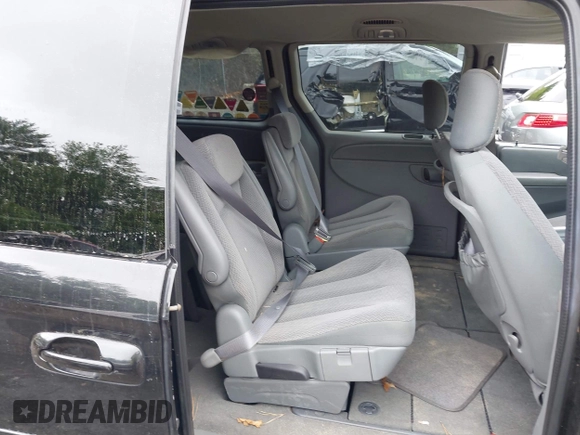 2007 Dodge Grand Caravan SXT z VIN 2D4GP44L07R121507, wystawiony jako IAAI lot #42244110 z przebiegiem 119 261 mil mil oraz . Historia ofert i sprzedaży dostępna na DreamBid. Obrazek 8.