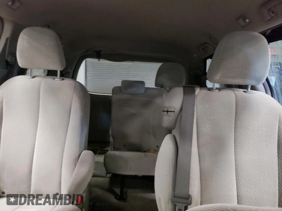 2011 Toyota Sienna LE AAS with VIN 5TDKK3DC7BS020366, listed as a Copart auction lot 55753755 with 234,851 mi miles and Clean Title. Bid and sale history available at DreamBid. Image 10.