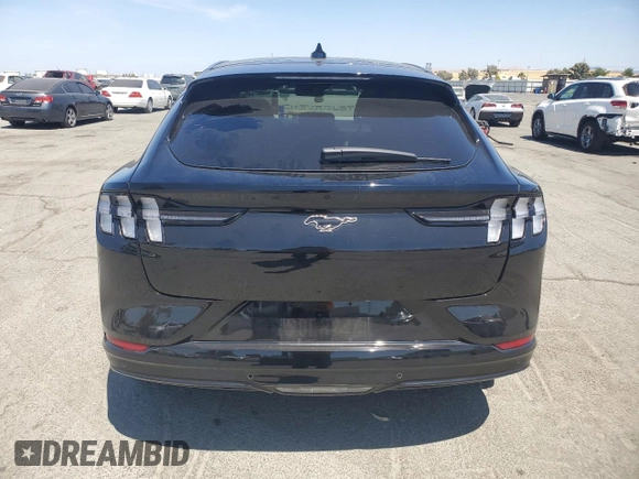 2022 Ford Mustang Mach-E Premium z VIN 3FMTK3R7XNMA24055, wystawiony jako Copart lot #62717525 z przebiegiem 25 079 mil mil oraz Szkoda całkowita • Salvage title. Historia ofert i sprzedaży dostępna na DreamBid. Obrazek 6.