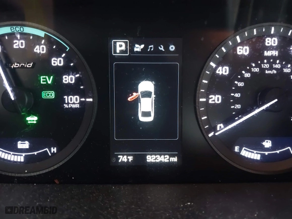 2017 Hyundai Sonata Hybrid SE with VIN KMHE24L14HA048579, listed as a IAAI auction lot 41018016 with 92,342 mi miles. Bid and sale history available at carsss.com. Image 7.