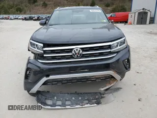 2023 Volkswagen Atlas SE with VIN 1V2LC2CA4PC227994, listed as a Copart auction lot 82517774 with 22,375 mi miles and Salvage title. Bid and sale history available at DreamBid. Image 5.