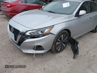 2022 Nissan Altima 2.5 SV with VIN 1N4BL4DV8NN384221, listed as a IAAI auction lot 41605869 with 67,177 mi miles. Bid and sale history available at carsss.com. Image 6.