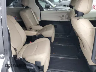 2022 Toyota Sienna Limited with VIN 5TDZSKFCXNS068163, listed as a Copart auction lot 81827224 with 40,821 mi miles and Salvage Title. Bid and sale history available at carsss.com. Image 11.