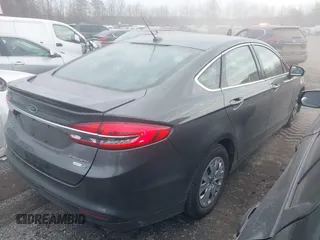 2017 Ford Fusion Sport with VIN 3FA6P0VP2HR309823, listed as a IAAI auction lot 41617231 with 90,924 mi miles. Bid and sale history available at carsss.com. Image 4.