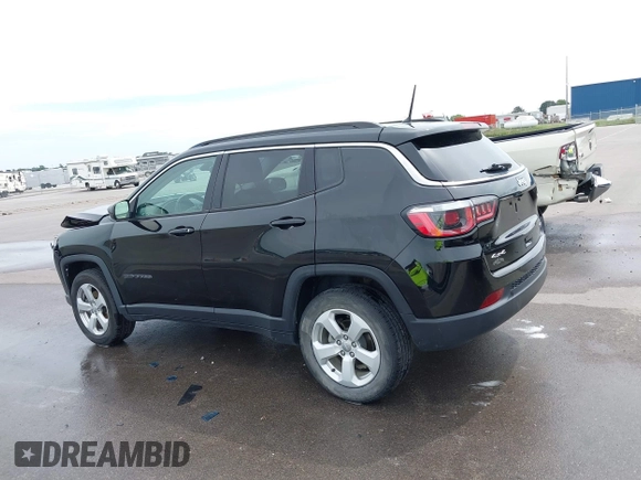 2018 Jeep Compass Latitude z VIN 3C4NJDBB7JT232821, wystawiony jako IAAI lot #42509561 z przebiegiem 142 526 mil mil oraz . Historia ofert i sprzedaży dostępna na DreamBid. Obrazek 14.