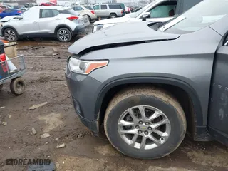 2021 Chevrolet Traverse LS with VIN 1GNEVFKW9MJ238206, listed as a IAAI auction lot 41554844 with 44,118 mi miles. Bid and sale history available at carsss.com. Image 6.