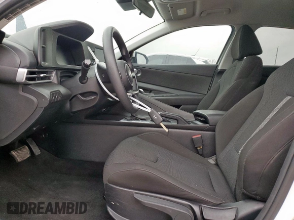 2024 Hyundai Elantra SE with VIN KMHLL4DG8RU761833, listed as a Copart auction lot 54862815 with 6,391 mi miles and Clean Title. Bid and sale history available at DreamBid. Image 7.