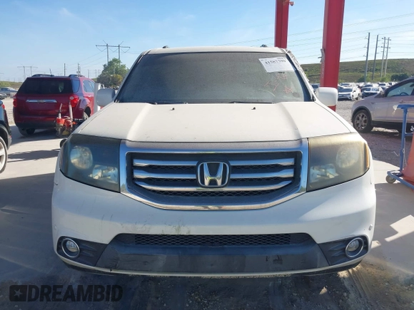 2015 Honda Pilot Touring with VIN 5FNYF3H98FB017564, listed as a IAAI auction lot 41587390 with 162,676 mi miles. Bid and sale history available at carsss.com. Image 12.