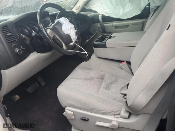 2011 Chevrolet Silverado 1500 LT with VIN 1GCRKSE31BZ221749, listed as a Copart auction lot 51151475 with 134,110 mi miles and Clean Title. Bid and sale history available at carsss.com. Image 7.