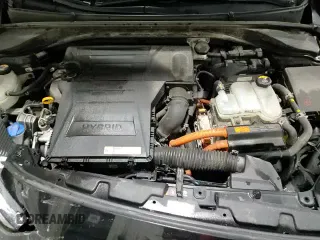 2017 Hyundai Ioniq Limited с VIN KMHC85LC9HU020756, выставлен на аукционе Copart как лот 57233205 с пробегом 95 239 миль миль и На запчасти • Non repairable. История ставок и продаж доступна на DreamBid. Изображение 15.