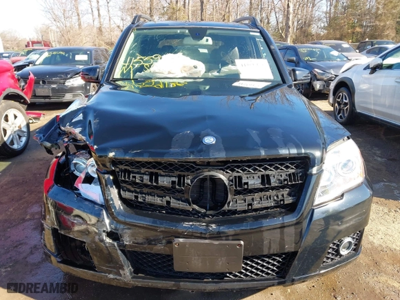 2012 Mercedes-Benz GLK-Class GLK 350 with VIN WDCGG8HB0CF904716, listed as a IAAI auction lot 41559135 with 111,040 mi miles. Bid and sale history available at carsss.com. Image 12.