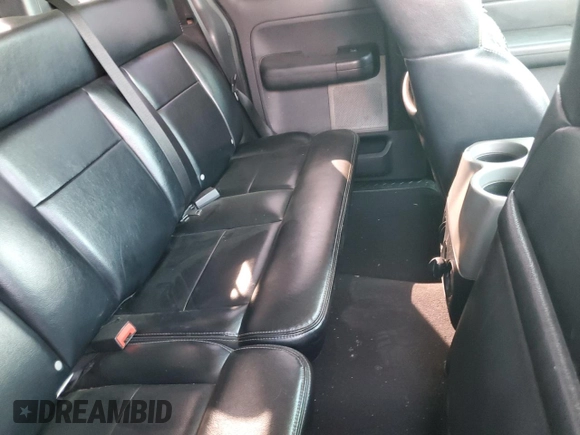 2007 Ford F-150 XLT z VIN 1FTPX045X7KC54622, wystawiony jako Copart lot #72048374 z przebiegiem 20 239 mil mil oraz Szkoda całkowita • Salvage title. Historia ofert i sprzedaży dostępna na DreamBid. Obrazek 10.