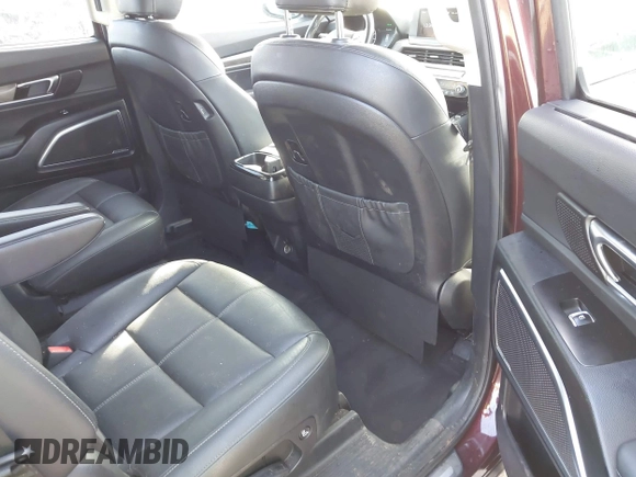 2021 Kia Telluride SX with VIN 5XYP5DHC9MG132230, listed as a IAAI auction lot 41327808 with 60,019 mi miles. Bid and sale history available at carsss.com. Image 8.