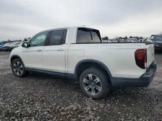 2017 Honda Ridgeline RTL-E with VIN 5FPYK3F72HB031824, listed as a Copart auction lot 89149925 with 104,333 mi miles and Salvage Title. Bid and sale history available at carsss.com. Image 2.