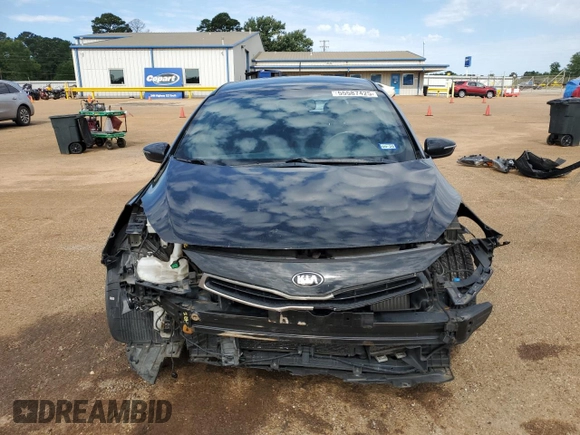 2016 Kia Forte SX с VIN KNAFZ5A32G5498542, выставлен на аукционе Copart как лот 55587425 с пробегом 120 760 миль миль и Списание • Salvage title. История ставок и продаж доступна на DreamBid. Изображение 5.