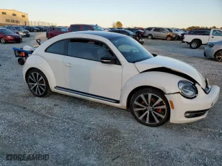 2012 Volkswagen Beetle 2.0T Turbo w/Sun/Sound with VIN 3VWV67AT4CM645268, listed as a Copart auction lot 88001065 with 0 mi miles and Salvage Title. Bid and sale history available at carsss.com. Image 4.