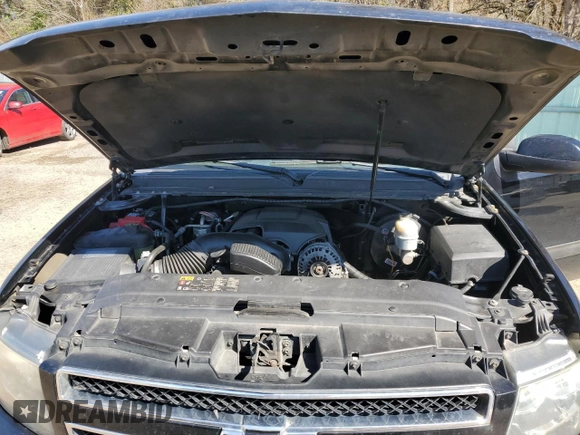 2014 Chevrolet Suburban LT with VIN 1GNSCJE01ER117627, listed as a Copart auction lot 46075985 with 258,564 mi miles and Salvage Title. Bid and sale history available at carsss.com. Image 14.