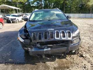 2016 Jeep Cherokee Latitude with VIN 1C4PJLCB9GW189779, listed as a Copart auction lot 65855424 with 166,466 mi miles and Salvage Title. Bid and sale history available at carsss.com. Image 5.
