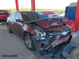 2015 Chevrolet Malibu LT with VIN 1G11C5SL0FF258582, listed as a IAAI auction lot 41770803 with 195,628 mi miles. Bid and sale history available at carsss.com. Image 1.