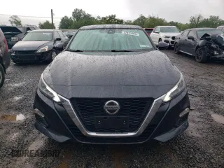 2022 Nissan Altima SV z VIN 1N4BL4DV8NN348514, wystawiony jako Copart lot #57831685 z przebiegiem 32 824 mil mil oraz Szkoda całkowita • Salvage title. Historia ofert i sprzedaży dostępna na DreamBid. Obrazek 5.
