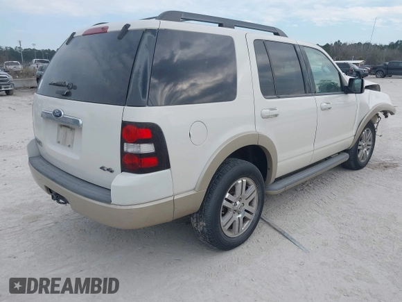 2010 Ford Explorer Eddie Bauer with VIN 1FMEU7EE9AUB13801, listed as a IAAI auction lot 41686055 with 139,641 mi miles. Bid and sale history available at carsss.com. Image 4.