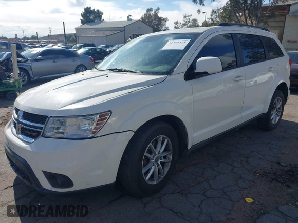2014 Dodge Journey SXT with VIN 3C4PDCBG5ET126637, listed as a IAAI auction lot 41499125 with 165,107 mi miles. Bid and sale history available at carsss.com. Image 2.
