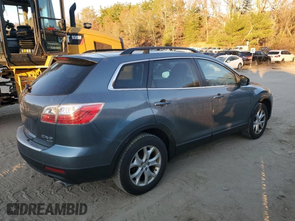 2011 Mazda CX-9 Sport with VIN JM3TB3BV9B0320297, listed as a Copart auction lot 80996664 with 204,089 mi miles and Clean Title. Bid and sale history available at DreamBid. Image 3.