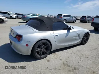 2008 BMW Z4 3.0i with VIN 4USBU33538LW75870, listed as a Copart auction lot 58054445 with 102,764 mi miles and Salvage title. Bid and sale history available at DreamBid. Image 3.