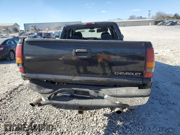 1999 Chevrolet Silverado 1500 LT with VIN 1GCEK19T9XE255438, listed as a Copart auction lot 50556165 with 185,557 mi miles and Salvage Title. Bid and sale history available at DreamBid. Image 6.