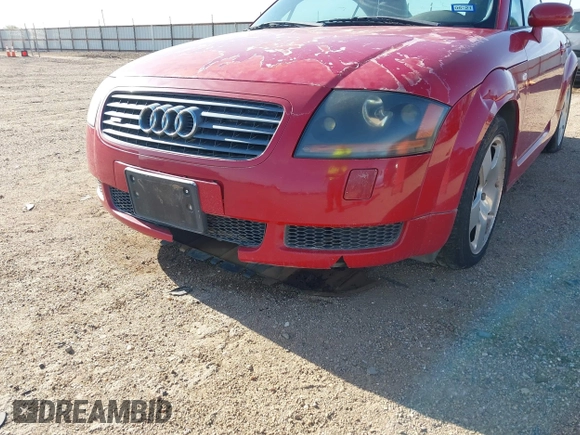 2001 Audi TT z VIN TRUWT28N911007947, wystawiony jako IAAI lot #42078785 z przebiegiem 114 721 mil mil oraz . Historia ofert i sprzedaży dostępna na DreamBid. Obrazek 6.
