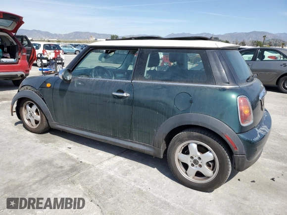 2008 MINI Hardtop with VIN WMWMF33578TT62441, listed as a Copart auction lot 48410155 with 116,894 mi miles and Salvage title. Bid and sale history available at DreamBid. Image 2.