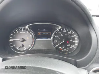 2017 Nissan Altima SV with VIN 1N4AL3AP1HC135612, listed as a IAAI auction lot 41848270 with 91,294 mi miles and . Bid and sale history available at carsss.com. Image 7.