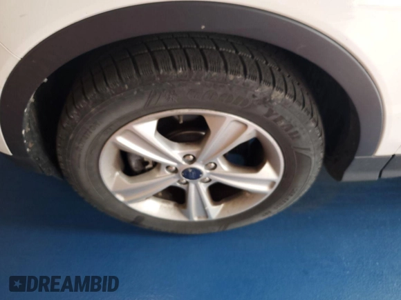 2013 Ford Escape SE with VIN 1FMCU9G92DUD72105, listed as a IAAI auction lot 42731657 with 213,477 mi miles and . Bid and sale history available at DreamBid. Image 3.
