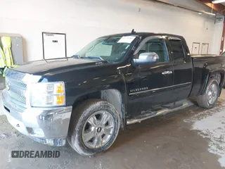 2013 Chevrolet Silverado 1500 with VIN 1GCRKSE27DZ346393, listed as a IAAI auction lot 41726306 with 73,033 mi miles and . Bid and sale history available at DreamBid. Image 17.